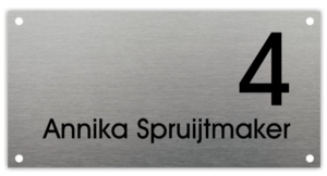 Rvs naambord diep gegraveerd